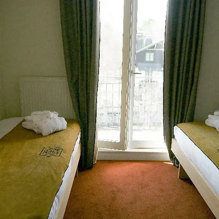 Hotell La Folie Douce - Mont-blanc